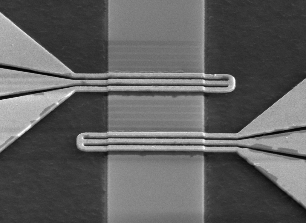 B-D3-k7p0-tilt